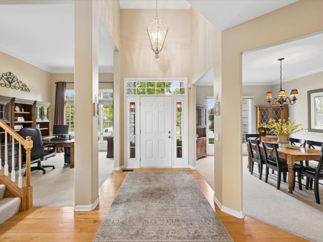 House for sale in Mchenry, Illinois