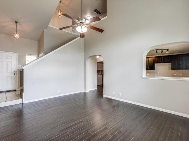 House for sale in Manor