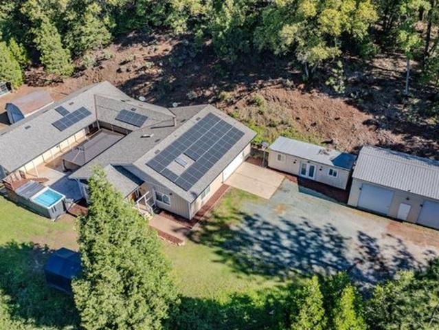 House for sale in Pine Grove, California