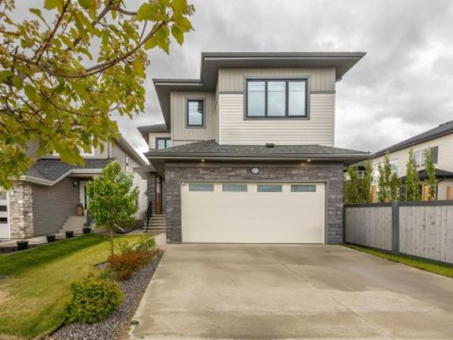 House for sale in Spruce Grove, Alberta