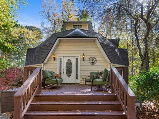 House for sale in White Plains, Georgia