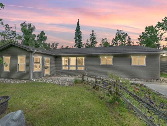 House for sale in Atlanta, Briley Township