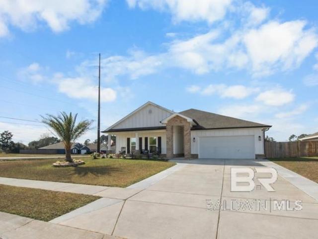 House for sale in Elberta, Alabama