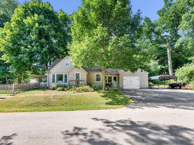House for sale in Brookfield, Waukesha County