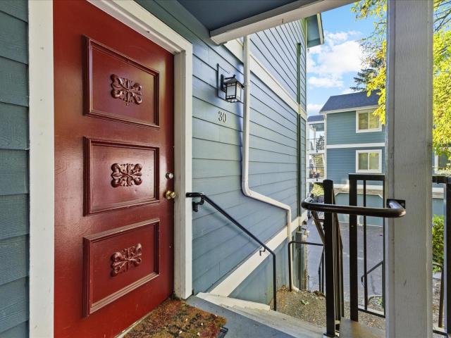 Condo for sale in Factoria, Bellevue