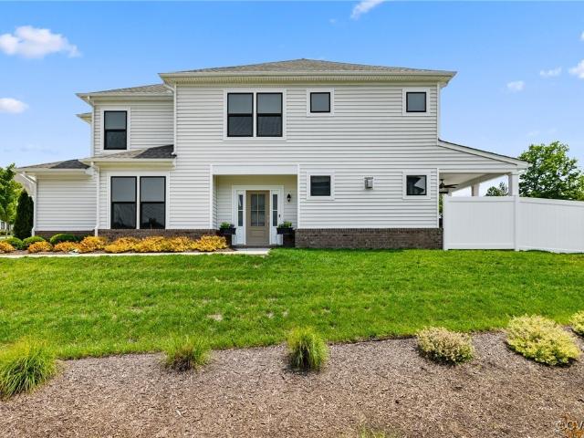 Townhouse for sale in Chesterfield
