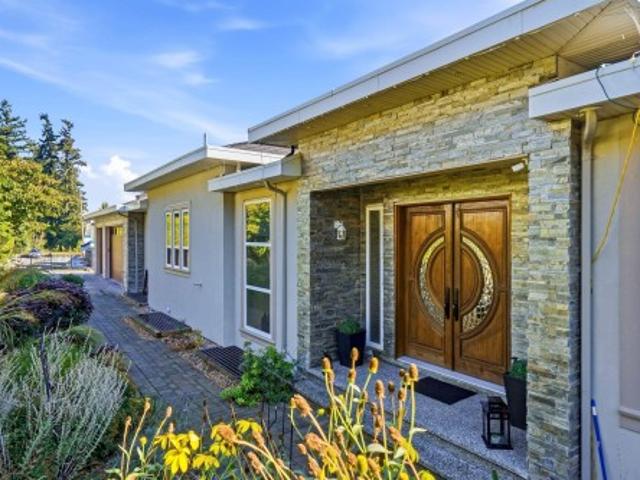 House for sale in Colebrook, Surrey