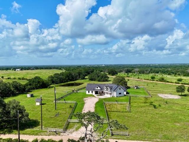 Farm for sale in Hallettsville, Texas