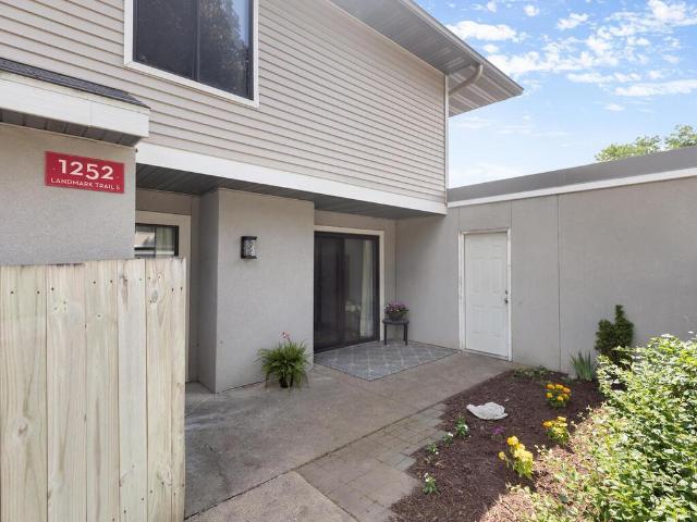 Townhouse for sale in Hopkins
