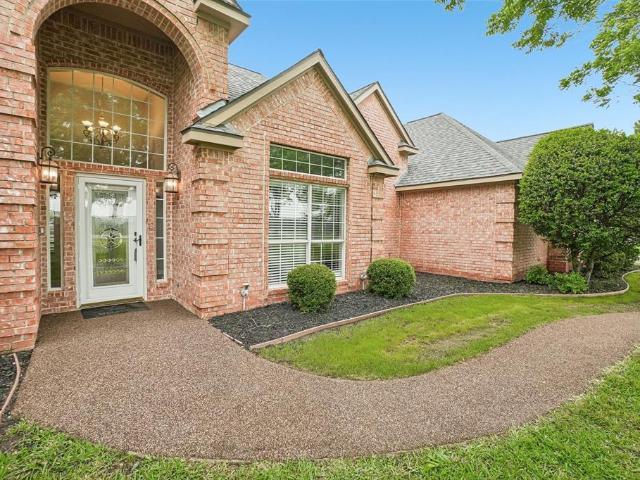 House for sale in Ellis, Texas