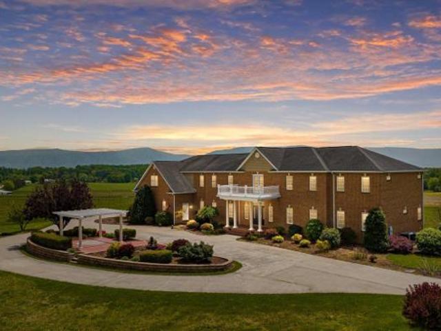 House for sale in Virginia