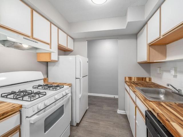 Apartment for rent in Lakewood, Ohio