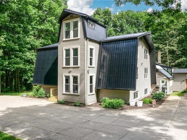 House for sale in Portage, Ohio