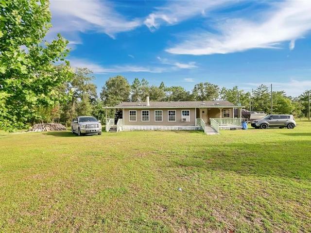 House for sale in Morriston, Florida