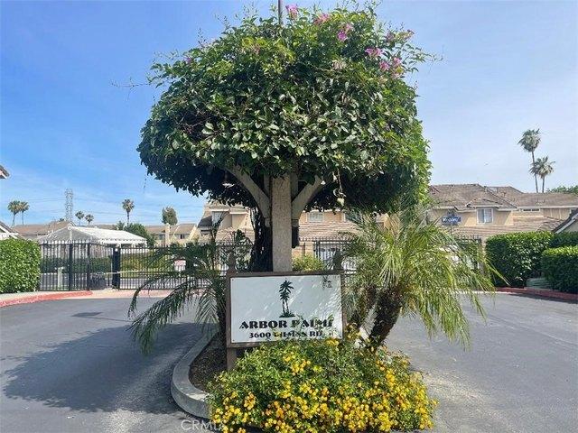 Townhouse for sale in El Monte, California