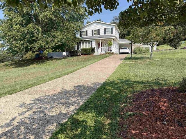 House for sale in Barboursville, West Virginia