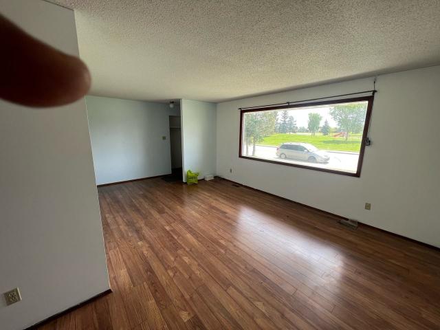 Apartment for rent in Wedgewood, Alberta