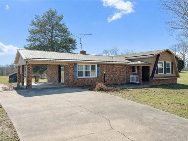 House for sale in Traphill, North Carolina