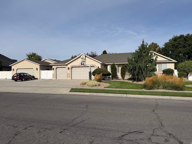 House for sale in Riverton, Utah
