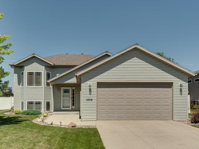 House for sale in Moorhead, Minnesota
