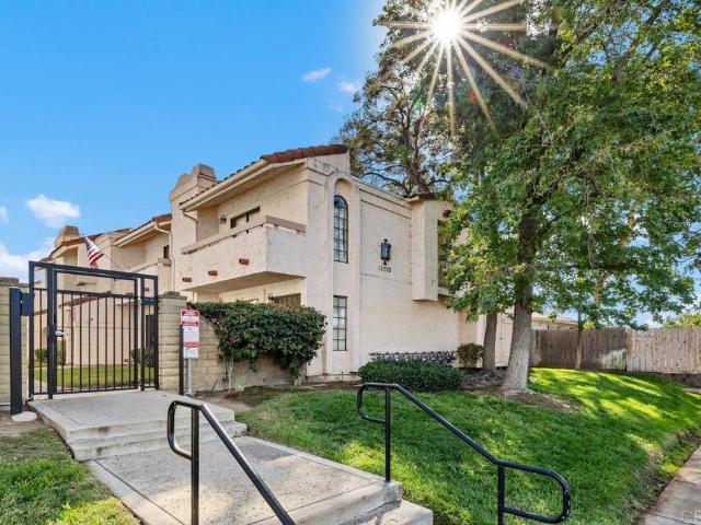Townhouse for sale in Lakeside, California
