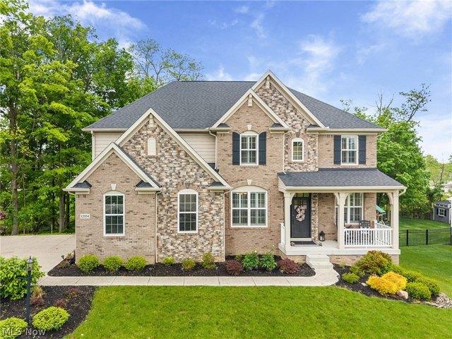 House for sale in Hinckley, Ohio