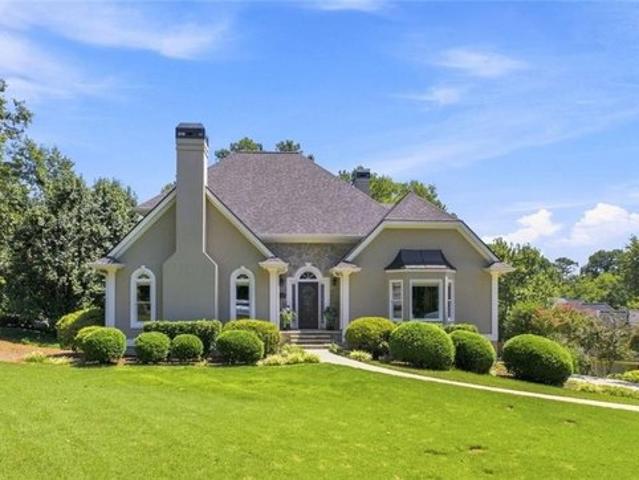 House for sale in Alpharetta, Fulton County