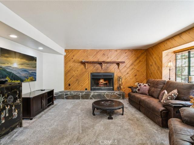 House for sale in Cedar Glen, California