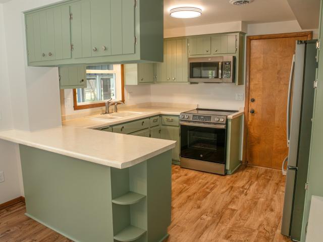 House for sale in Ashwaubenon, Brown County