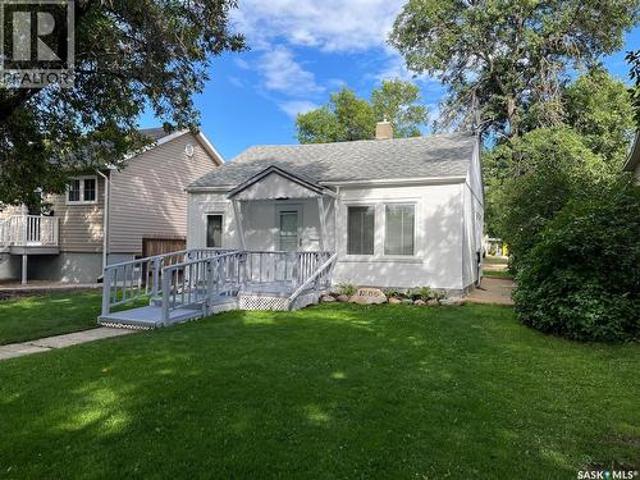 House for sale in Eastview, Regina