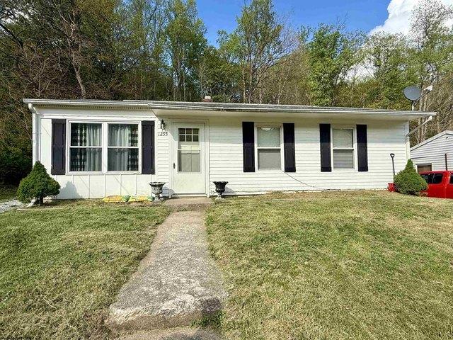 House for sale in Fairmont, West Virginia
