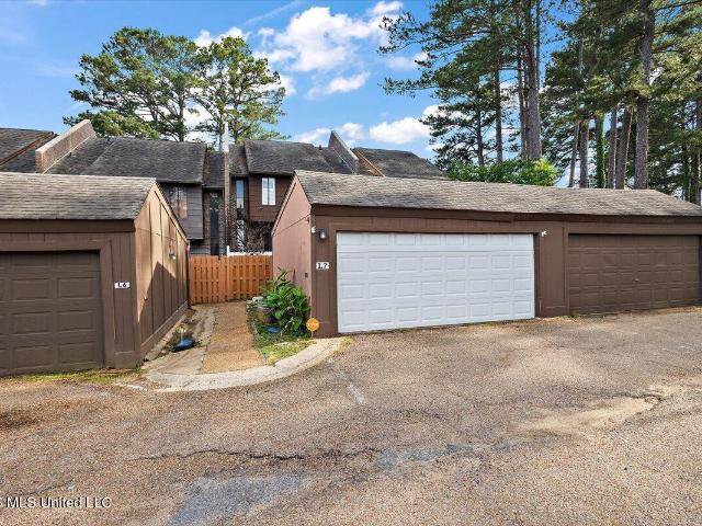 Townhouse for sale in Jackson, Mississippi