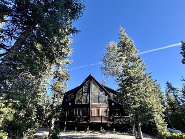 House for sale in Duck Creek Village, Utah