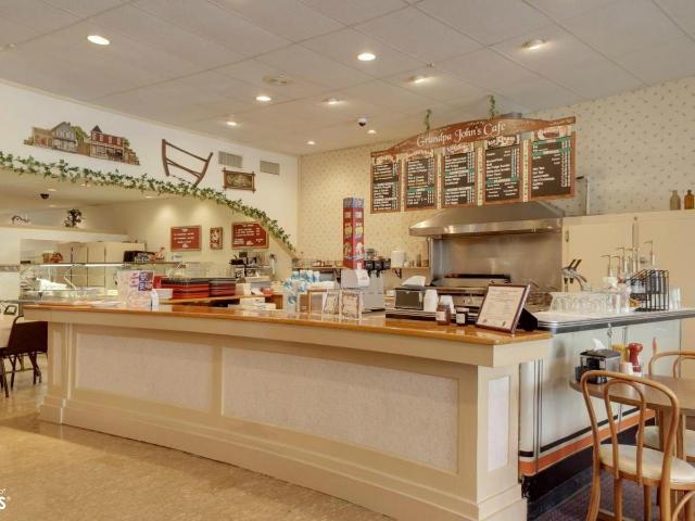 Commercial for sale in Hancock, Illinois