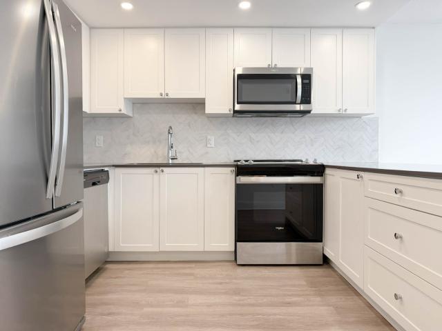 Apartment for rent in Davie Village, Vancouver