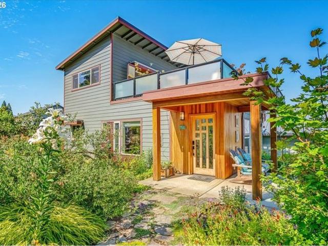 Condo for sale in Oregonia