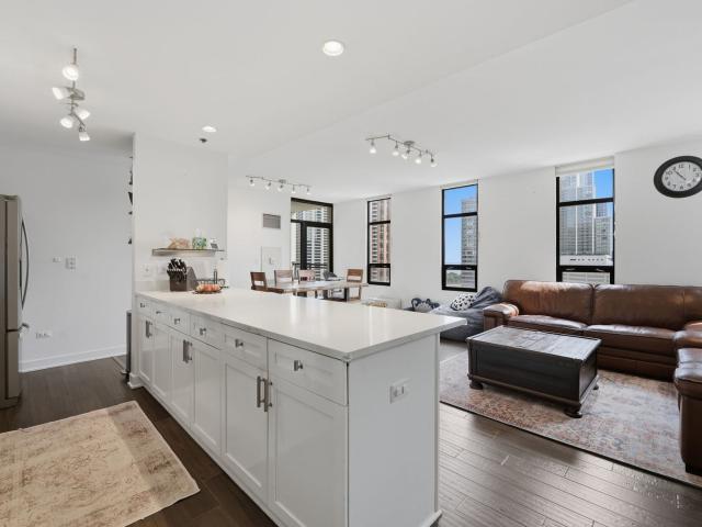 Condo for sale in Chicago Park, Illinois