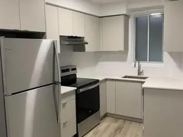 Apartment for rent in Mont-royal, Quebec