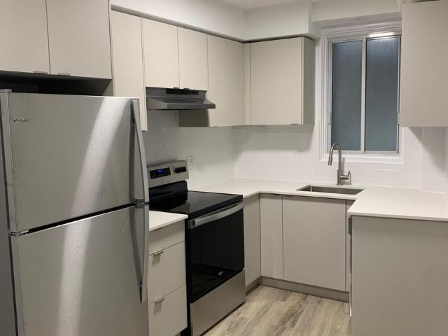 Apartment for rent in Mont-Royal, Montréal (région administrative)