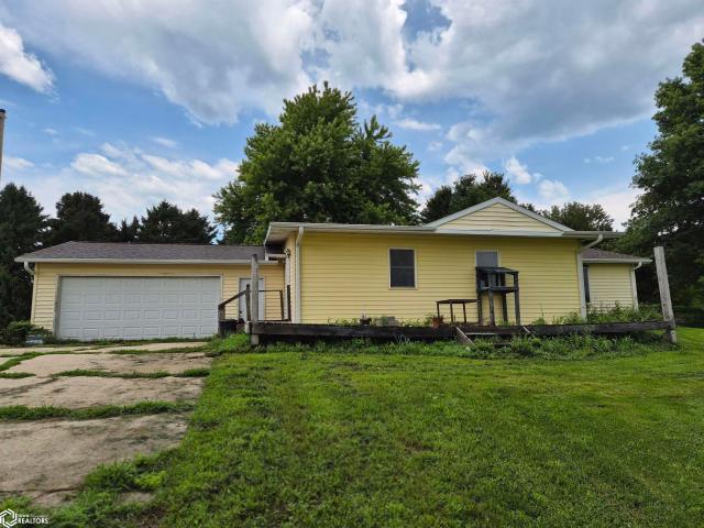 House for sale in Malcom, Iowa