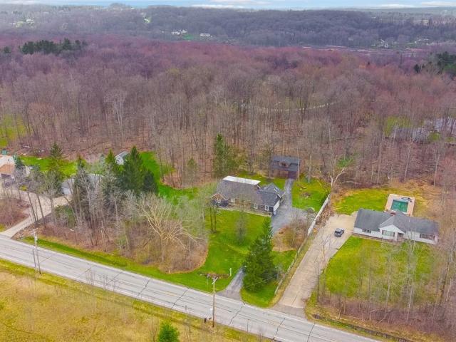House for sale in Chardon, Ohio