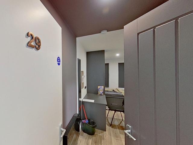 Studio for rent in Stirchley, West Midlands