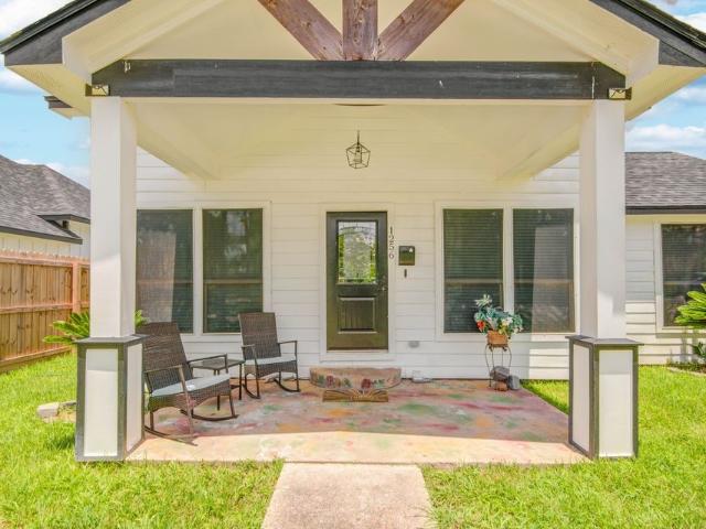 House for sale in Clute, Texas