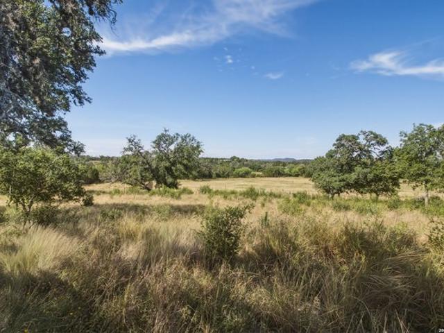Land for sale in Medina, Texas