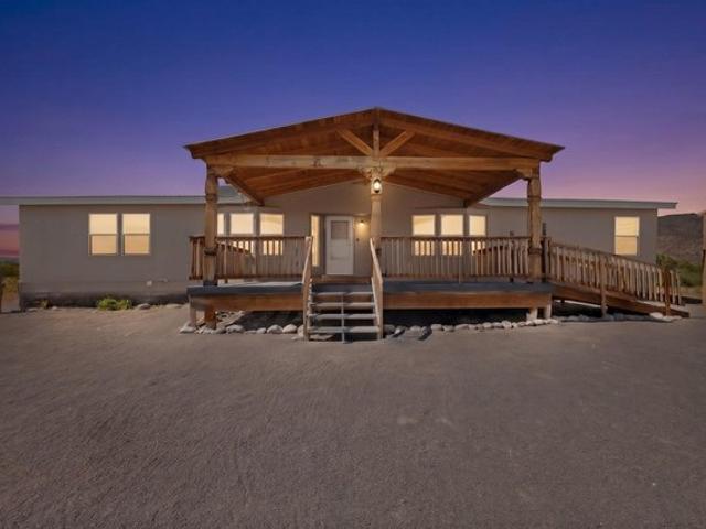 House for sale in Medanales, Rio Arriba County