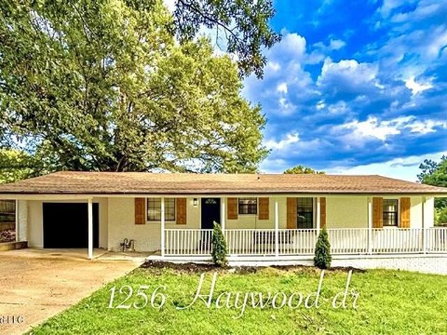 House for sale in Southaven, Mississippi