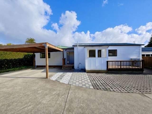 House for rent in Wairau Valley