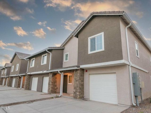 Townhouse for sale in Surprise Townhouse for sale in Surprise