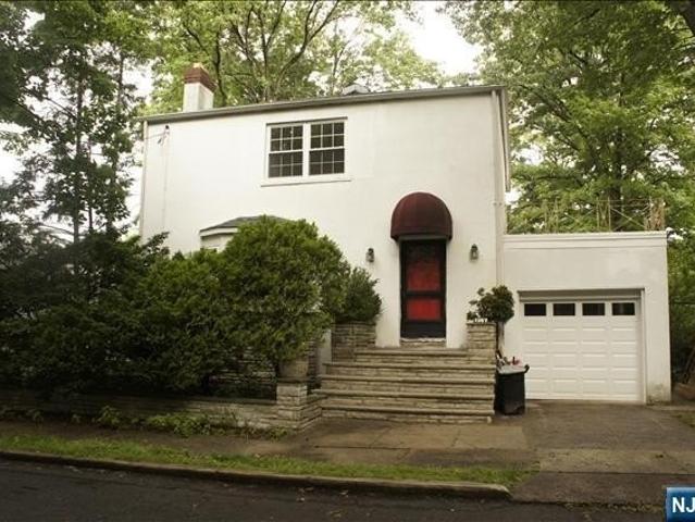 House for sale in Fort Lee, New Jersey