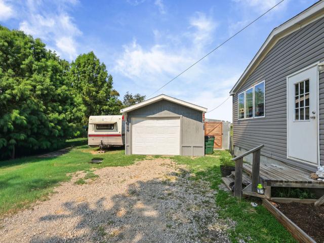House for sale in Centralia, Marion County